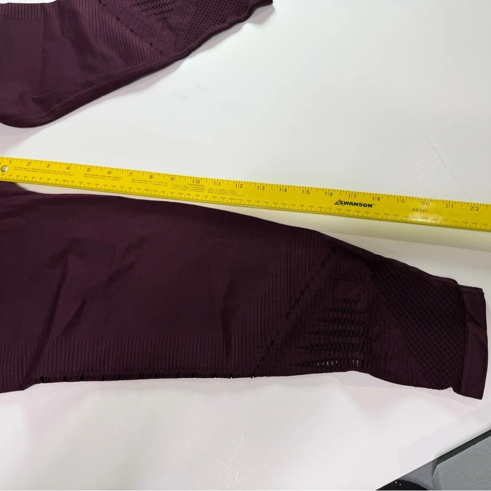 Athleta Women's Dark Purple/maroon Leggings - Picture 5 of 8